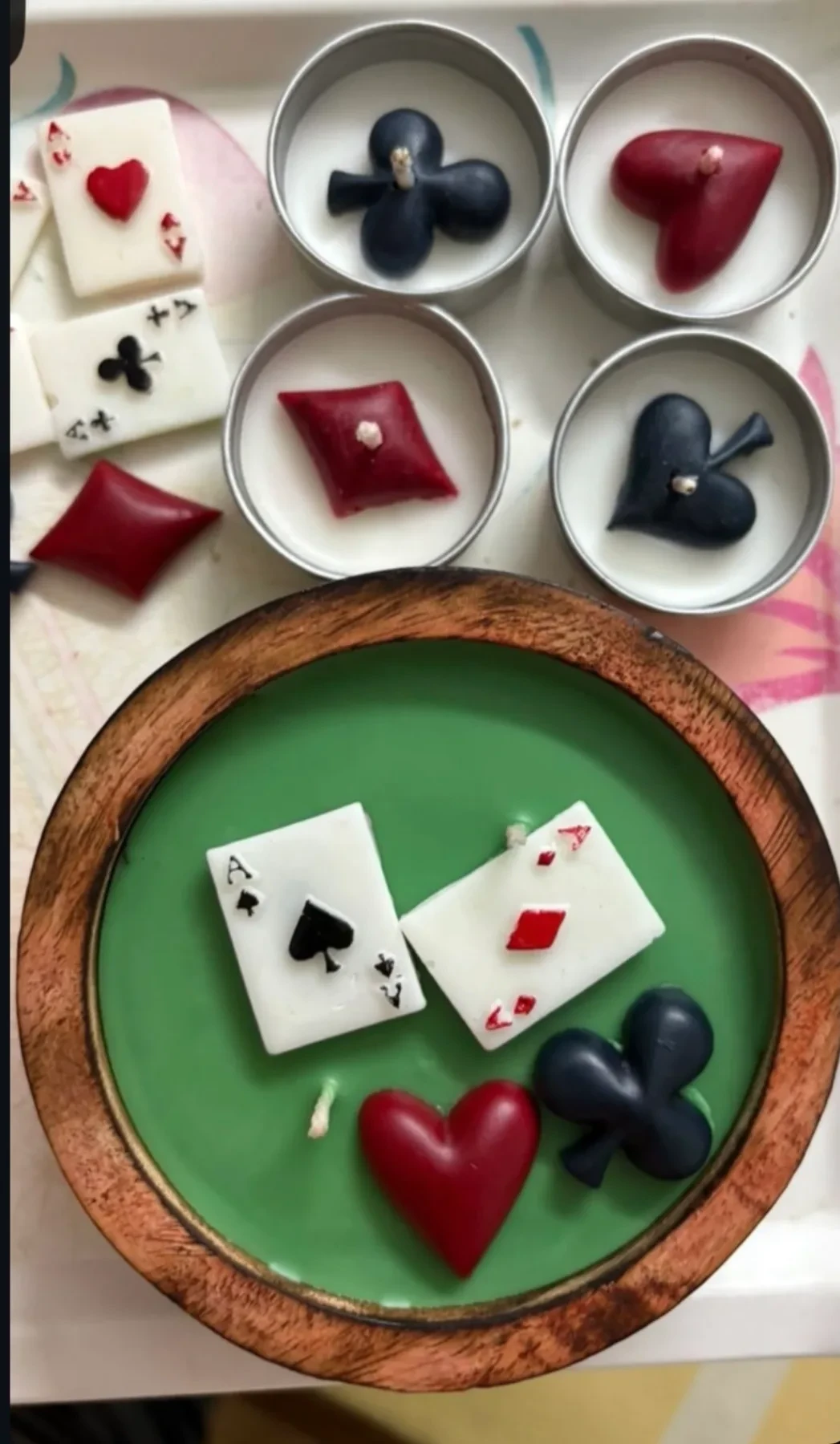 Poker Candle-wooden base